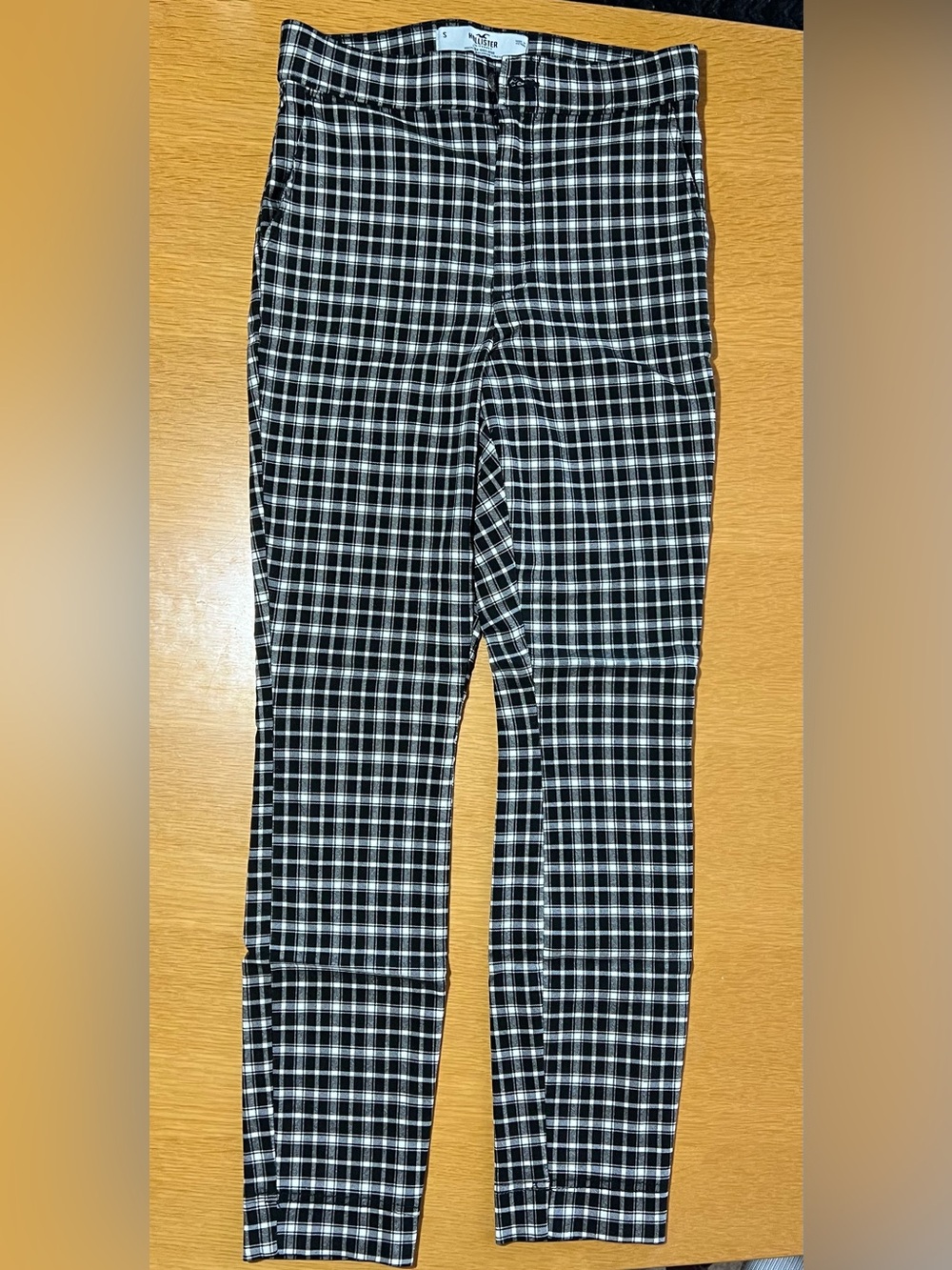 Hollister Black & White Plaid Skinny Pants